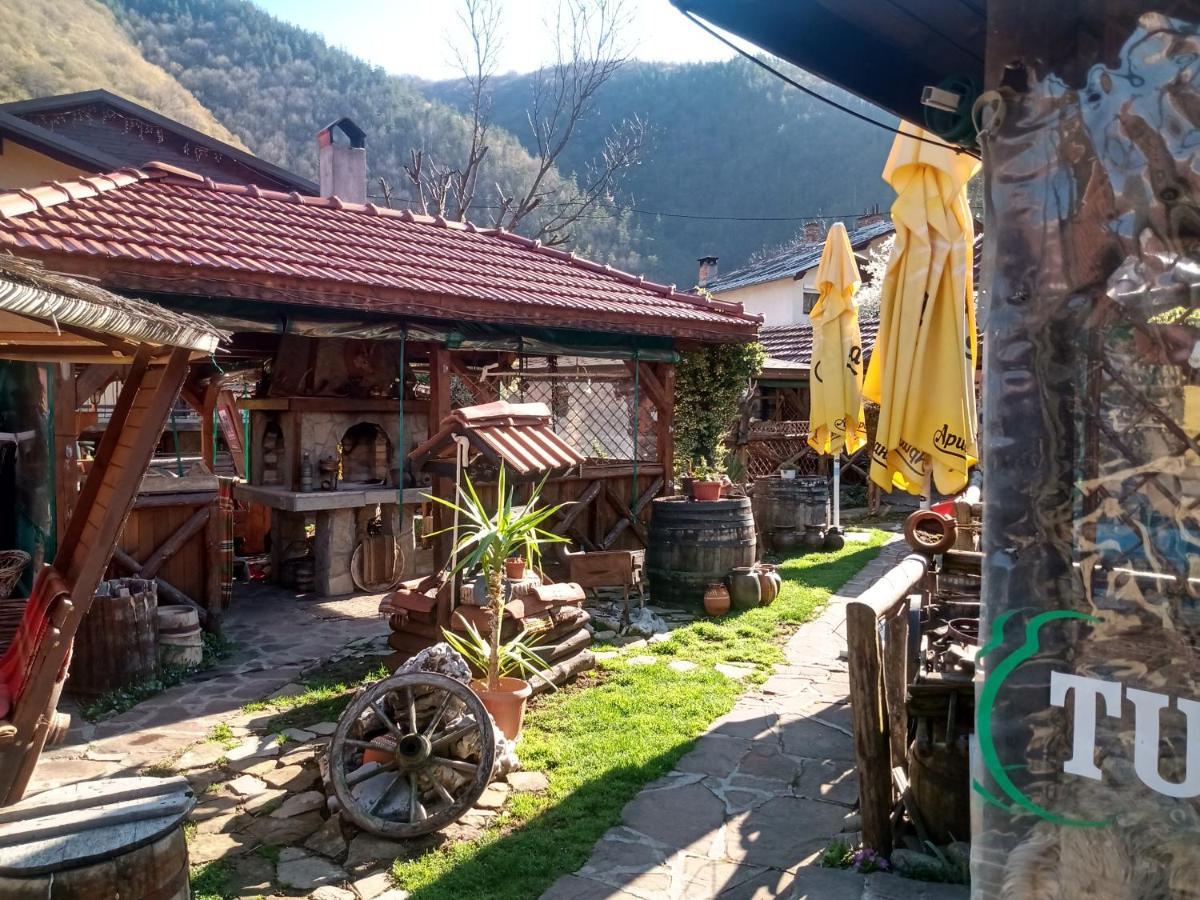 Кръчмъ При Байката Alpin Hotel Ribarica Ngoại thất bức ảnh