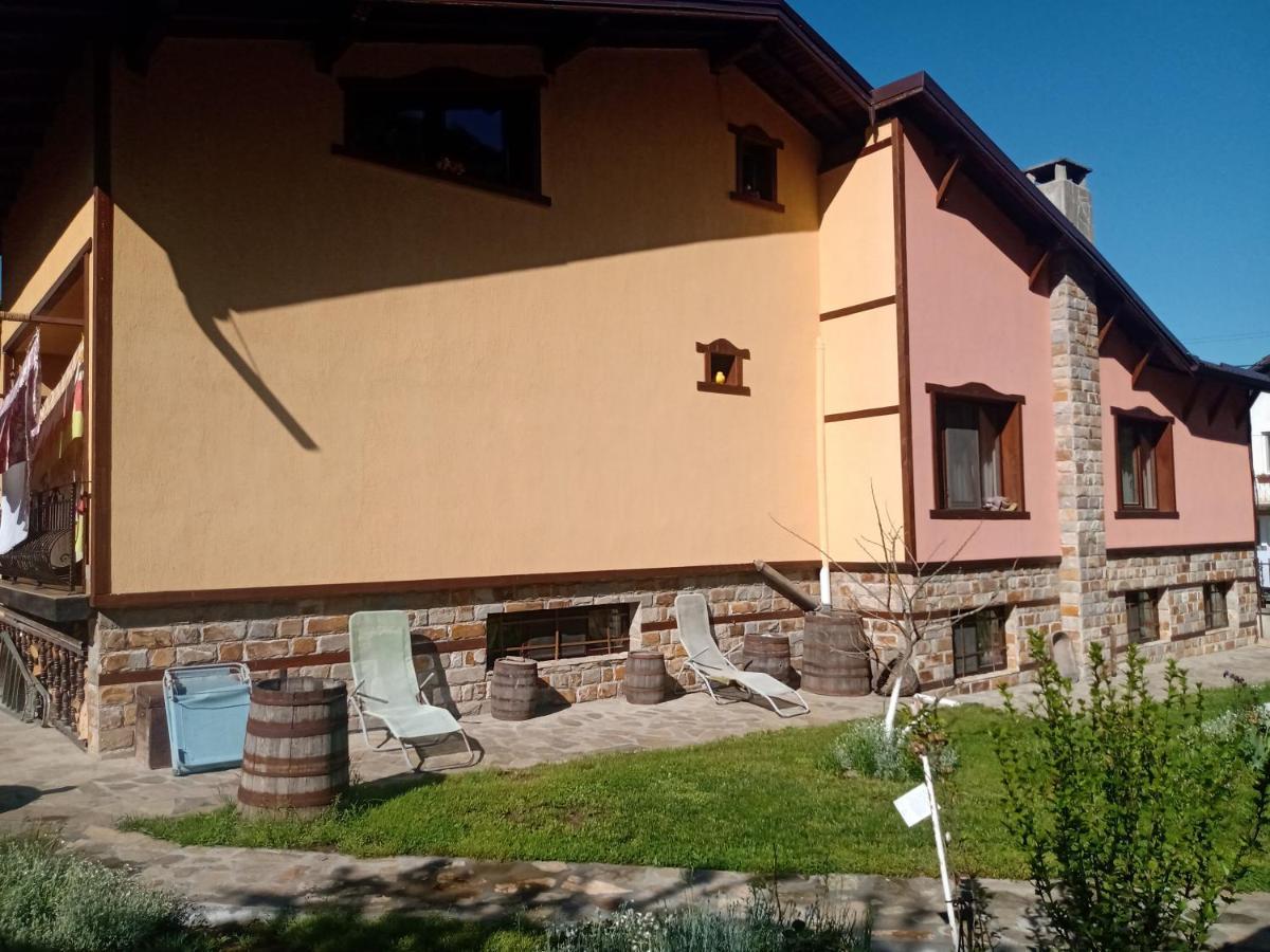 Кръчмъ При Байката Alpin Hotel Ribarica Ngoại thất bức ảnh
